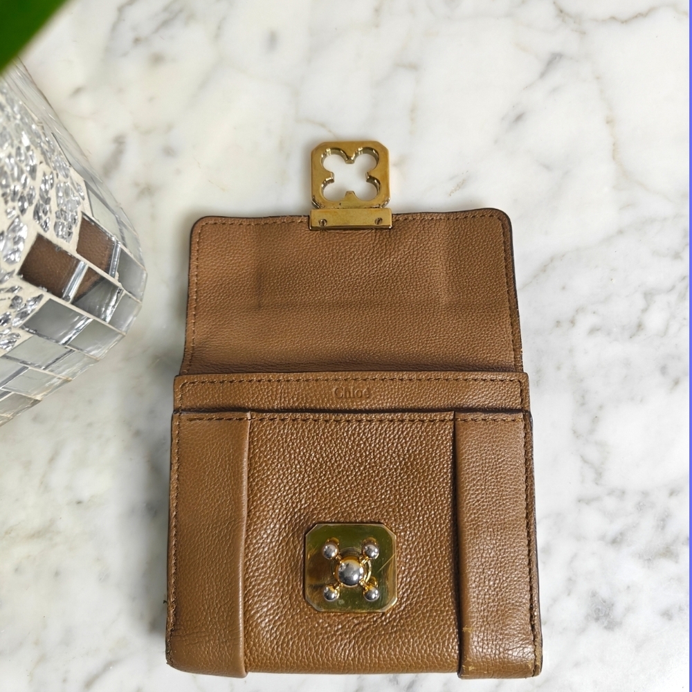 Chloé Vintage Tan Leather Elsie Compact Wallet With Twist Turn Lock (w/COA) - Picture 3 of 16